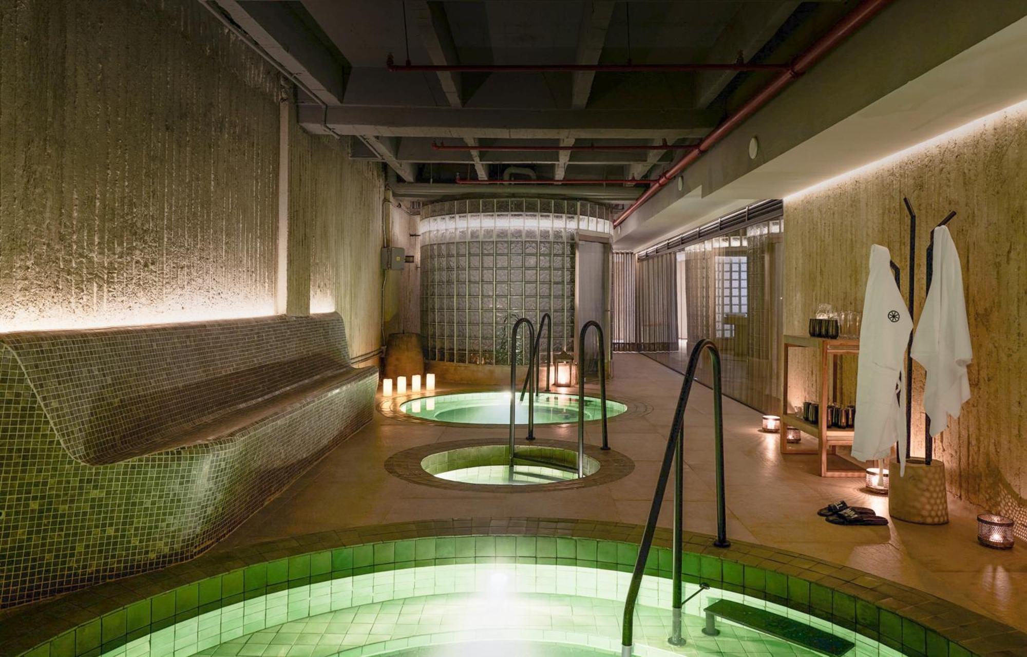 Wellcomm Spa & Hotel Medellin Exterior photo